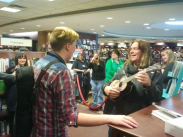 Great Big Sea's Alan Doyle is rocking at Chapters Victoria.